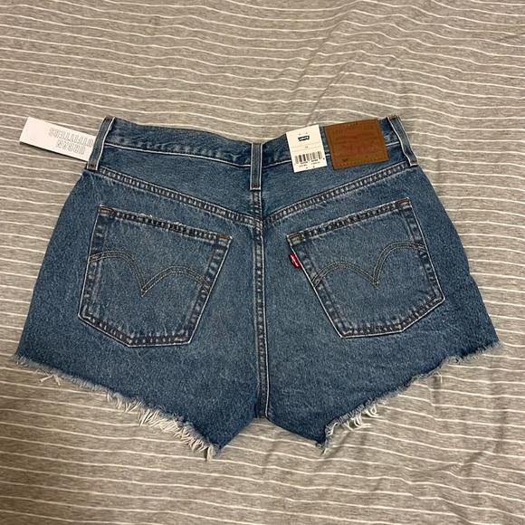 Levi's 501 High Rise Shorts - Picture 2 of 4